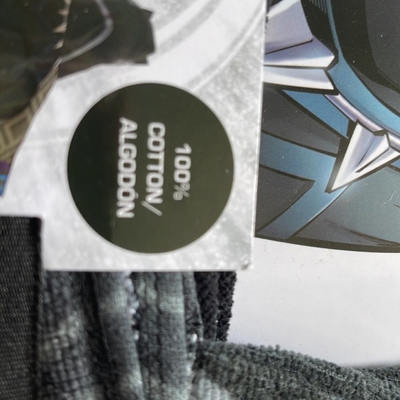 Marvel Avengers Black Panther kids hooded towel NWT - Picture 2 of 7